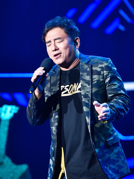 吕方老情歌简谱_我只想唱 这一首 老情歌 吕方 尤克里里吉他弹唱曲谱 演示